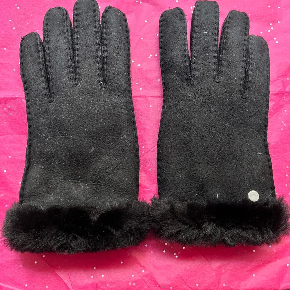 UGG Shearling Sheepskin Gloves